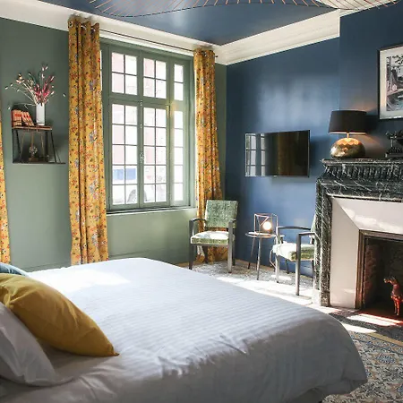 Le Manoir Des Chevaux Dores Le Neubourg