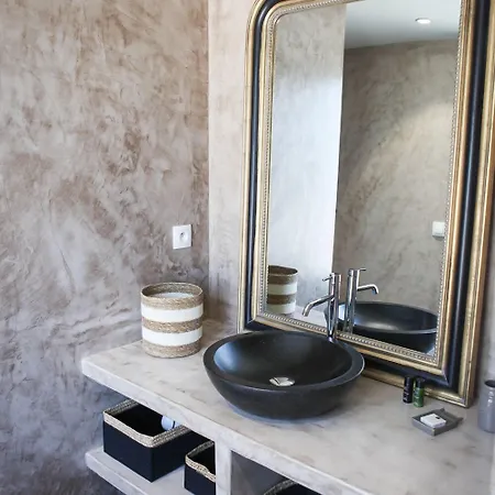 Le Manoir Des Chevaux Dores Pensionat Le Neubourg