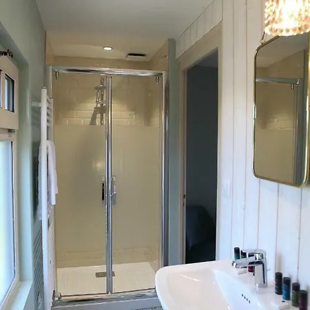 Le Manoir Des Chevaux Dorés Le Neubourg