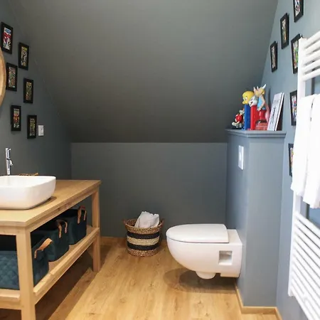 Pensionat Le Manoir Des Chevaux Dores Le Neubourg