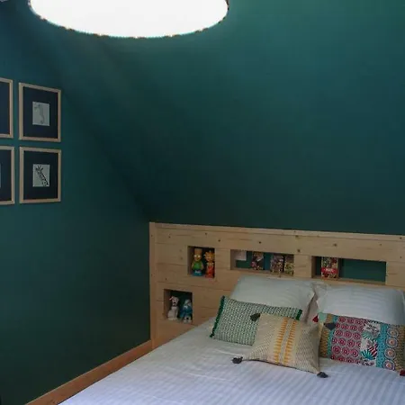 Le Manoir Des Chevaux Dores Pensionat 3*