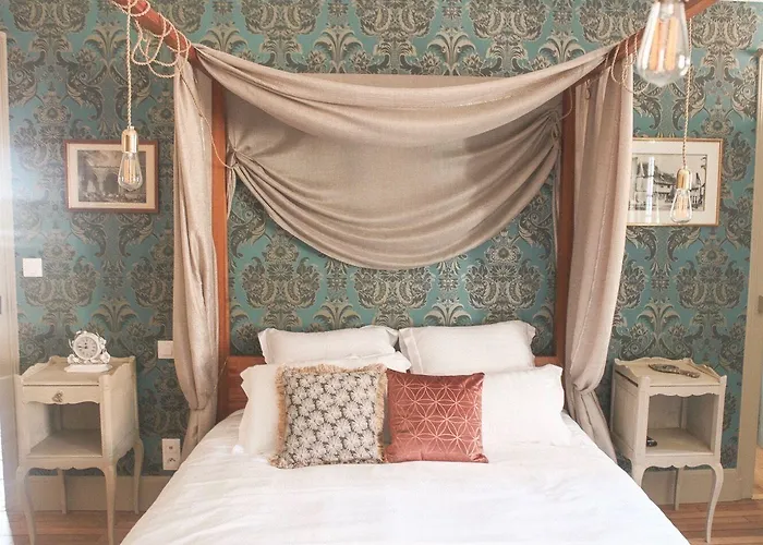 Le Manoir Des Chevaux Dorés 3* Le Neubourg