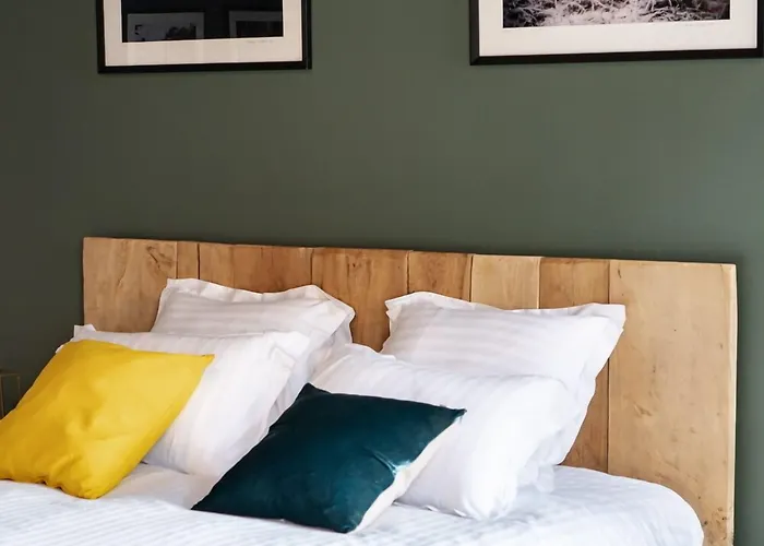 Le Manoir Des Chevaux Dorés 3* Le Neubourg