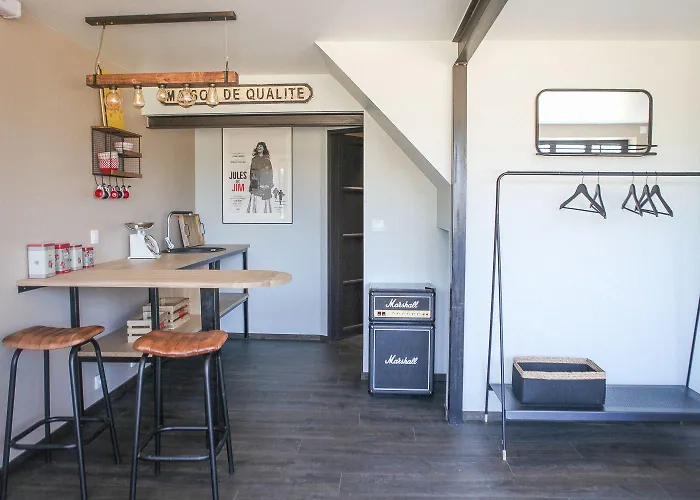 Le Manoir Des Chevaux Dorés Maison d'hôtes Le Neubourg