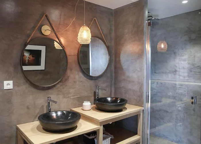 Le Manoir Des Chevaux Dores Le Neubourg