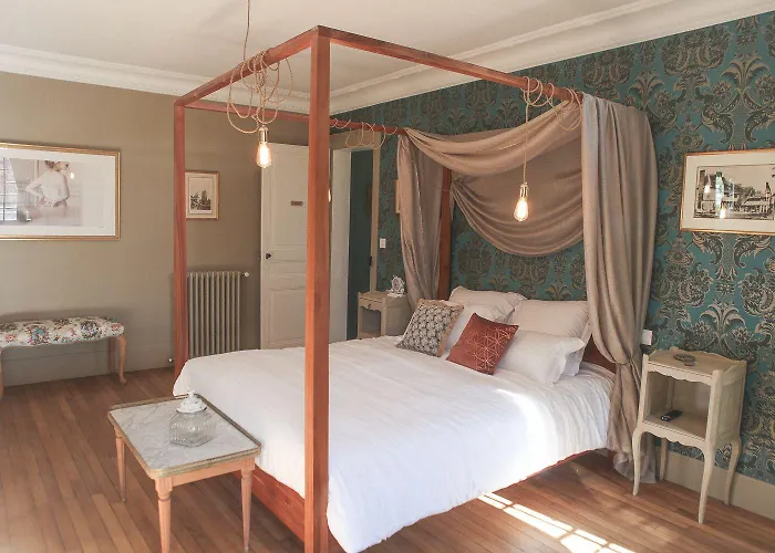 Le Manoir Des Chevaux Dorés 3* Le Neubourg