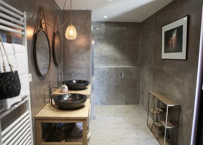 Maison d'hôtes Le Manoir Des Chevaux Dorés 3*