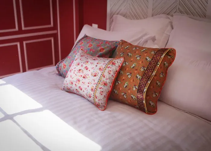 Guest house Le Manoir Des Chevaux Dores 3*