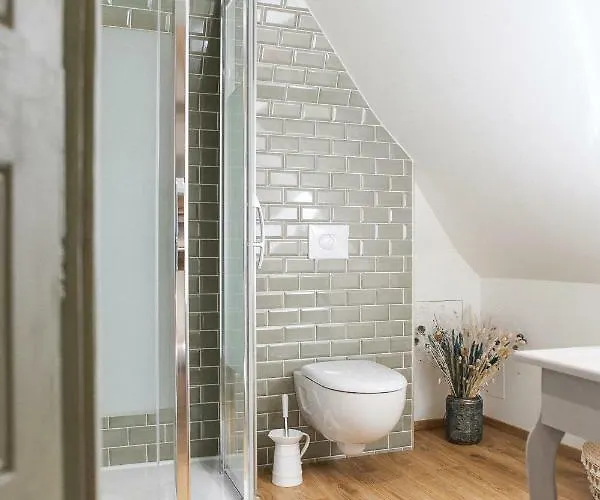 Le Manoir Des Chevaux Dores Guest house Le Neubourg