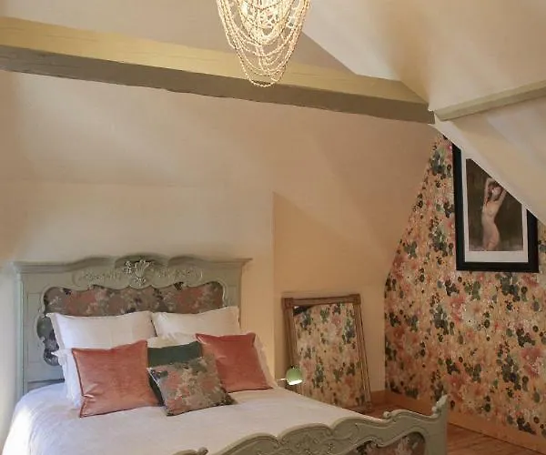 Maison d'hôtes Le Manoir Des Chevaux Dorés 3*