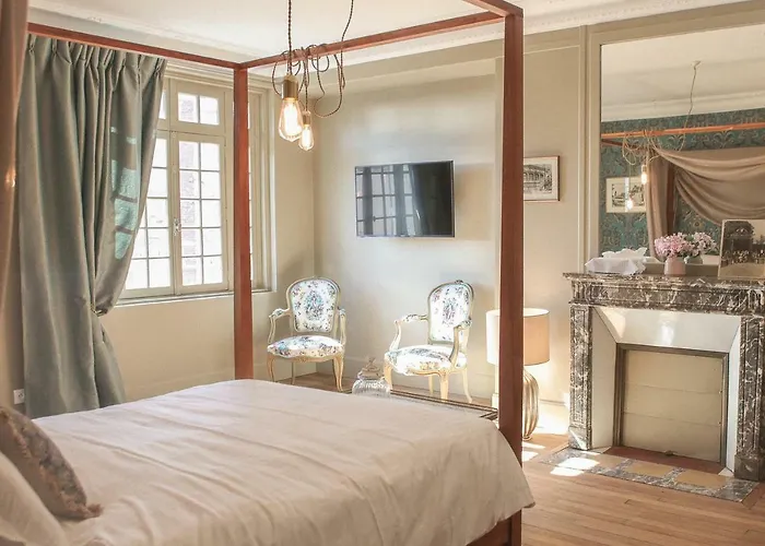 Guest house Le Manoir Des Chevaux Dores 3*